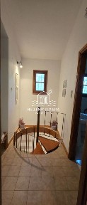 Μονοκατοικία, 90τ. μ.