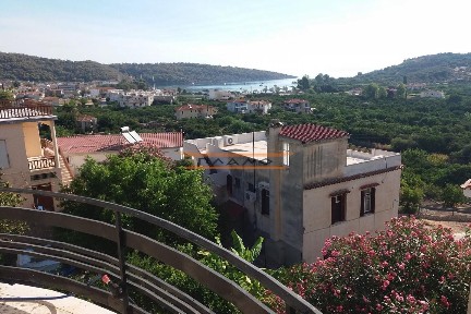 Διαμέρισμα, 135τ. μ.