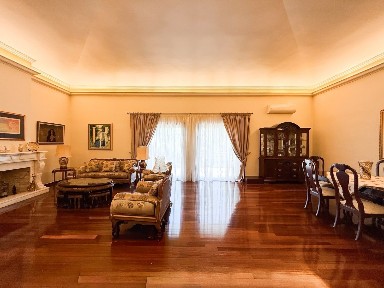 Δημοσιογραφικά, Εκάλη (Αθήνα - Βόρεια Προάστια)