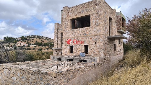 Μονοκατοικία, 385τ. μ.