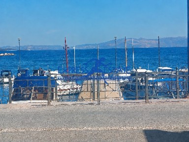 Κέντρο, Νέα Μάκρη (Αθήνα - Ανατολικά Προάστια)
