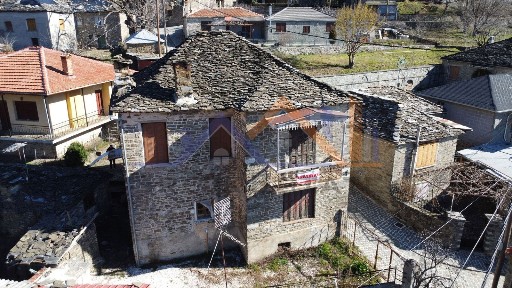 Μονοκατοικία, 215τ. μ.