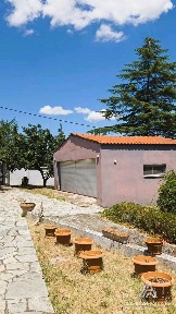 Μονοκατοικία, 320τ. μ.