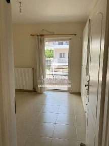 Κτίριο, 270τ. μ.