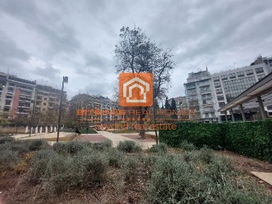 Διαμέρισμα, 300τ. μ.