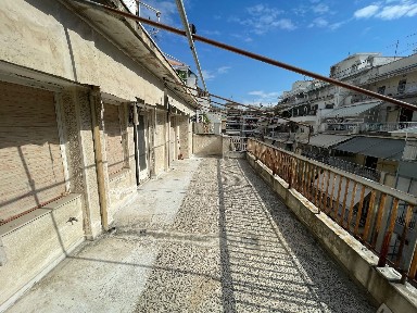 Διαμέρισμα, 180τ. μ.