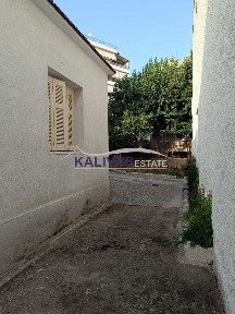 Μονοκατοικία, 70τ. μ.