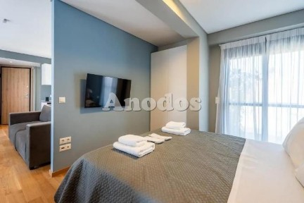 Κτίριο, 250τ. μ.