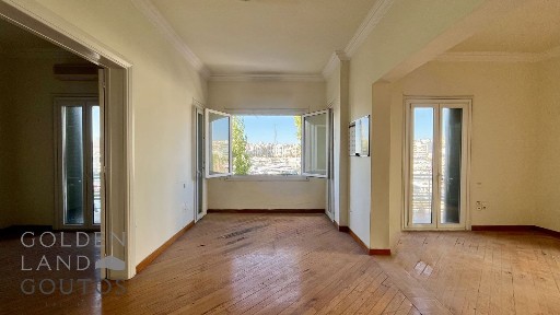 Κτίριο, 426τ. μ.