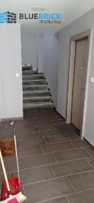 Κτίριο, 310τ. μ.