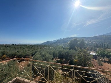 Μονοκατοικία, 90τ. μ.