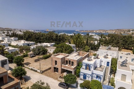 Συγκρότημα διαμερισμάτων, 176τ. μ.
