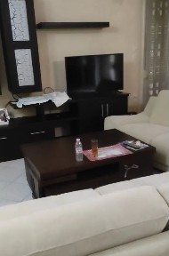Κτίριο, 284τ. μ.