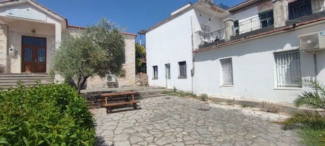 Μονοκατοικία, 108τ. μ.