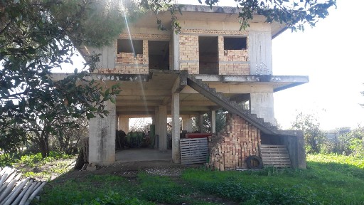 Μονοκατοικία, 165τ. μ.