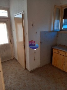 Μονοκατοικία, 75τ. μ.
