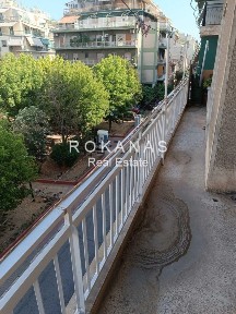 Πλατεία Βάθης, Κέντρο (Αθήνα - Κέντρο)