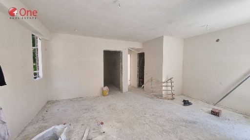 Κοντόπευκο, Αγία Παρασκευή (Αθήνα - Βόρεια Προάστια)
