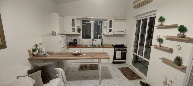 Λιβάδι, Αίγινα (Νησιά Αργοσαρωνικού), Πάροδος Στρατηγού Πετρίτη Κων., 180 10 Αίγινα