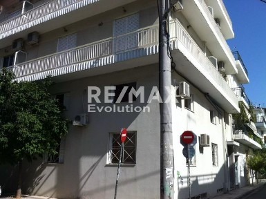 Κτίριο, 560τ. μ.