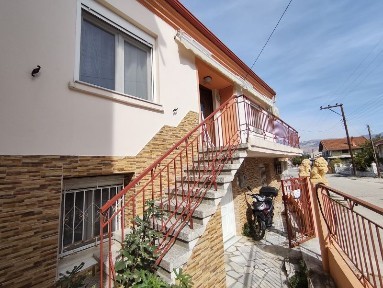 Μονοκατοικία, 150τ. μ.