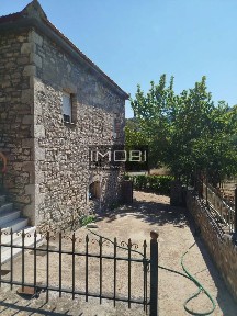 Μονοκατοικία, 112τ. μ.