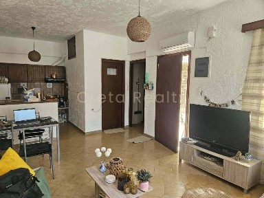 Κτίριο, 94τ. μ.