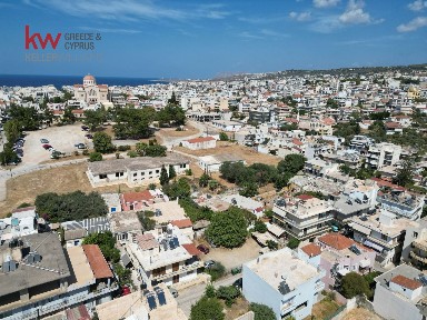 Μονοκατοικία, 230τ. μ.