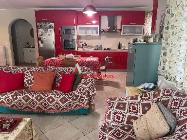 Μονοκατοικία, 600τ. μ.