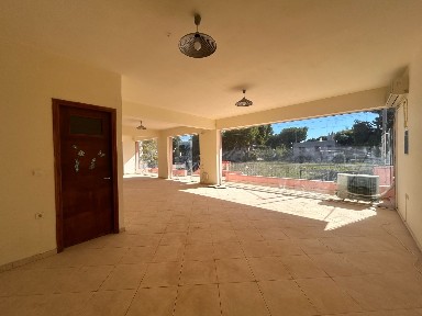 Κατάστημα, 62τ. μ.