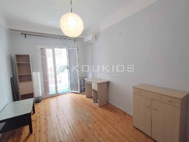 Studio / Γκαρσονιέρα, 50τ. μ.