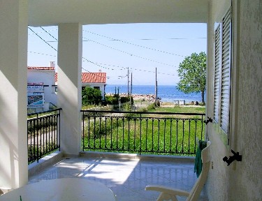Μακύνεια, Αντίρριο (Αιτωλοακαρνανία)