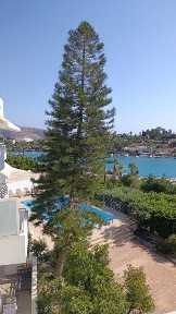 Συγκρότημα διαμερισμάτων, 64τ. μ.