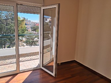 Μεζονέτα, 300τ. μ.