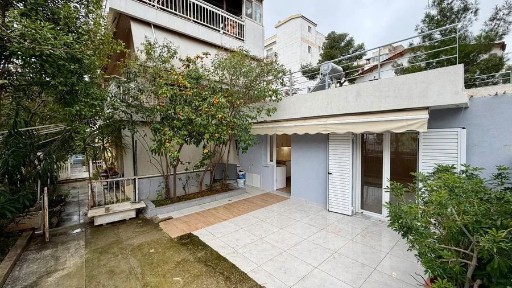 Μονοκατοικία, 30τ. μ.
