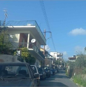 Μονοκατοικία, 180τ. μ.