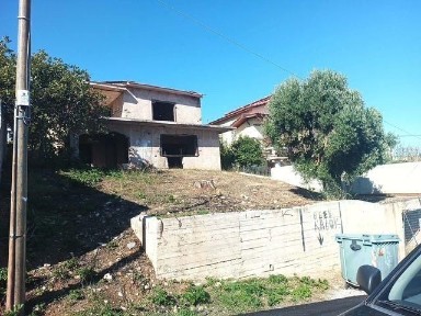 Μονοκατοικία, 230τ. μ.