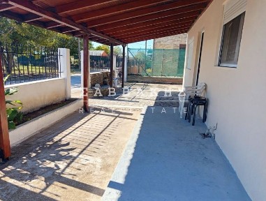 Μονοκατοικία, 85τ. μ.