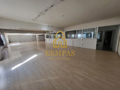 Κατάστημα, 596τ. μ.