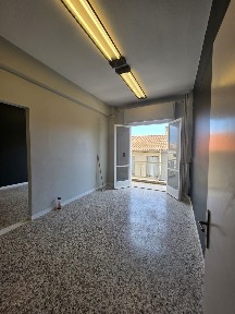 Γραφείο, 90τ. μ.