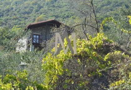 Μαριολάτα, Γραβιά (Φωκίδα), Επαρχιακή Οδός 6-Γραβιάς-Πολυδρόσου, Μαριολάτα 33057