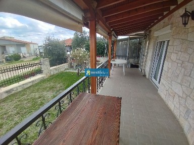 Μονοκατοικία, 70τ. μ.