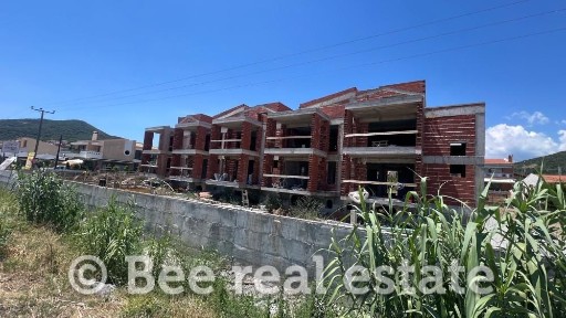 Νέα Ηρακλίτσα, Ελευθερές (Ν. Καβάλας)