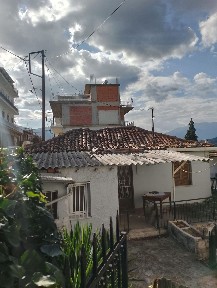 Μονοκατοικία, 75τ. μ.