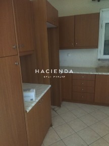 Μονοκατοικία, 221τ. μ.
