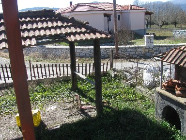 Μονοκατοικία, 100τ. μ.