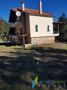 Μονοκατοικία, 180τ. μ.