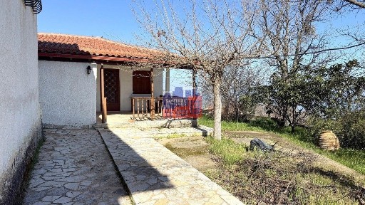 Μονοκατοικία, 62τ. μ.