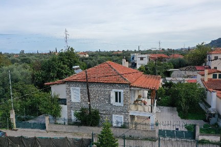 Μονοκατοικία, 214τ. μ.