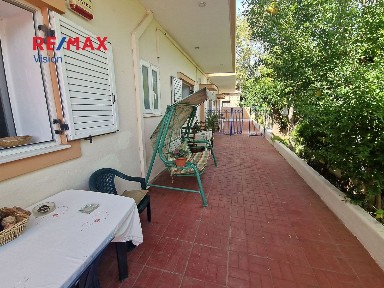 Μονοκατοικία, 217τ. μ.